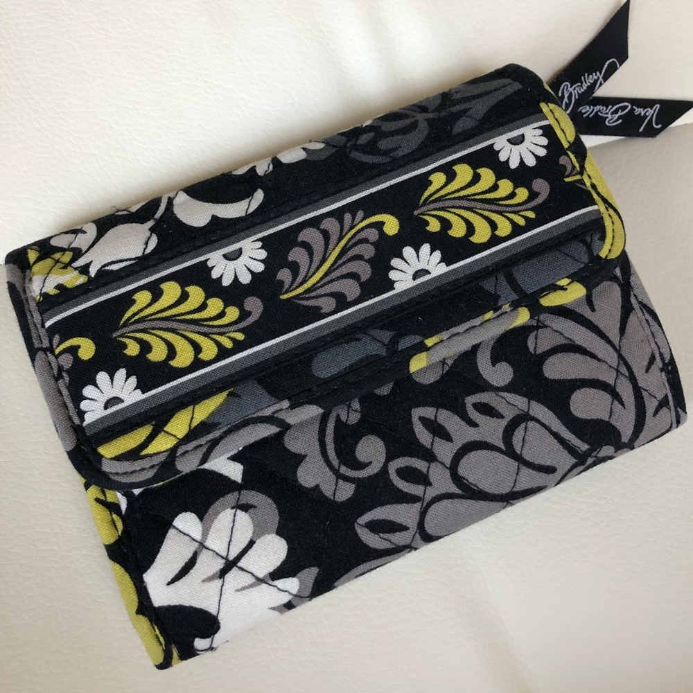 Vera bradley wallet